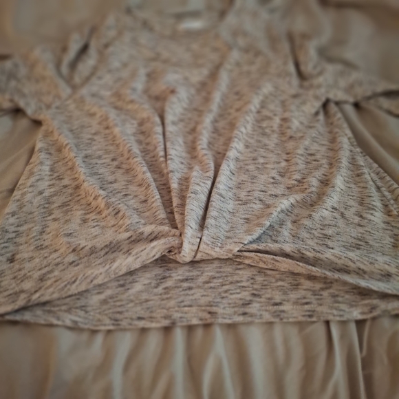 Time And Tru Women's Heathered Gray And Tan Women's Sweater Top - Picture 8 of 8